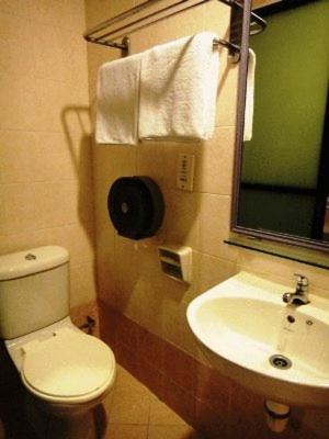 Amrise Hotel Szingapúr Szoba fotó